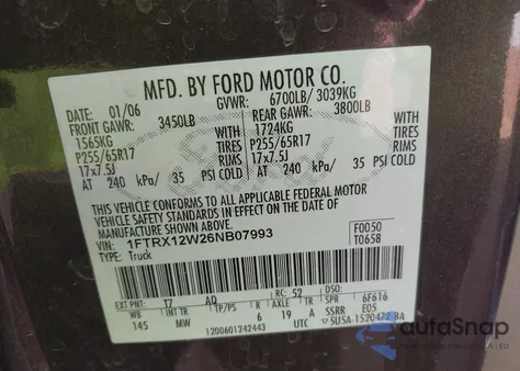 2006 Ford F-150 Stx/Xl/Xlt z USA, uszkodzony, nr VIN 1FTRX12W26NB07993